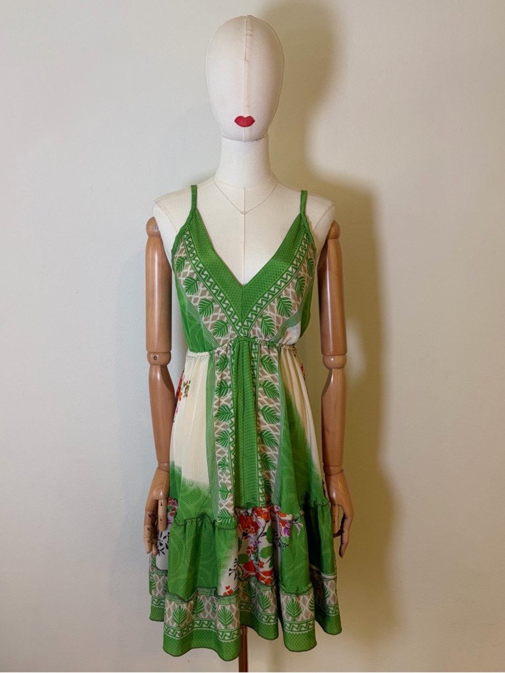 MT Collection Green Silk Blend Summer V-Neck Strappy Dress - OS (Fits S/M)